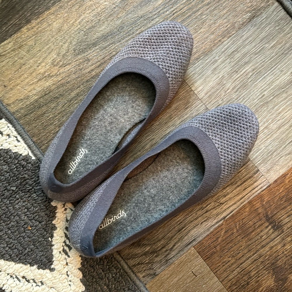 Allbirds flats size 8.5